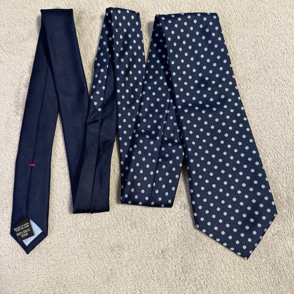 Tommy Hilfiger Men's Floral Tie Navy Blue Necktie Classic 3" Silk Micro Pattern